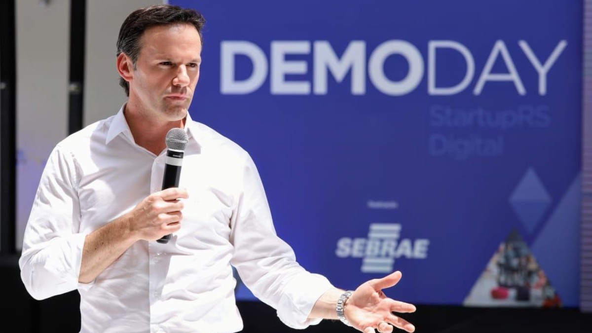 Novo bilionário do Brasil: quem é o fundador do Agibank que entrou para lista após IPO da fintech