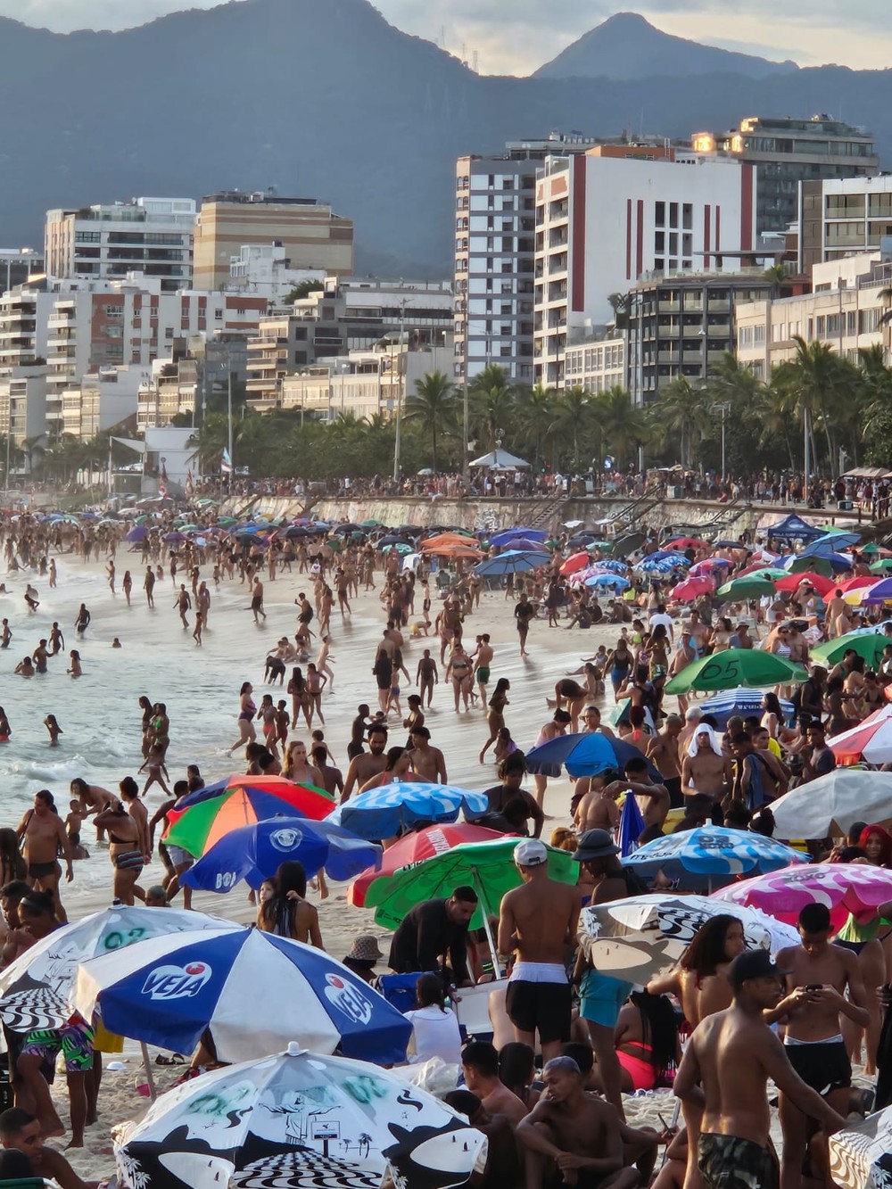 Rio Tem Sensação Térmica De 60 Graus E Temperatura Máxima De 418 Graus Em Guaratiba Nesta 