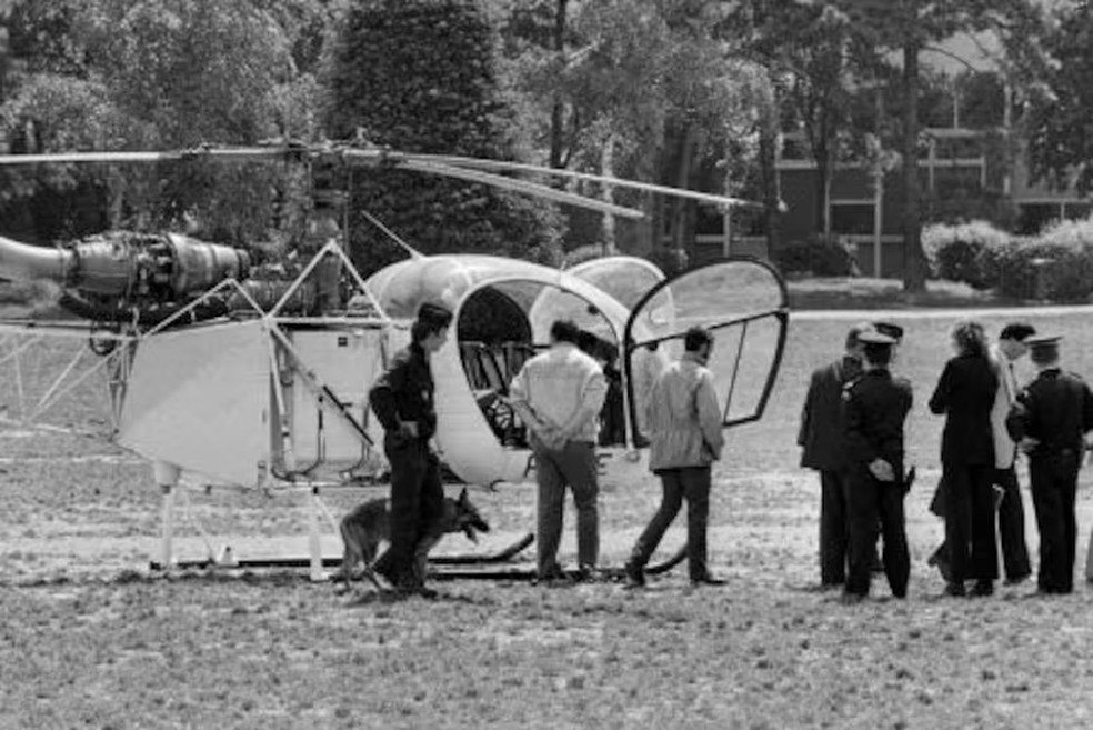 Polícia encontra helicóptero abandonado em uma propriedade perto de prisão de onde Michel Vaujour foi resgatado pela mulher, Nadine Rigon — Foto: Reprodução