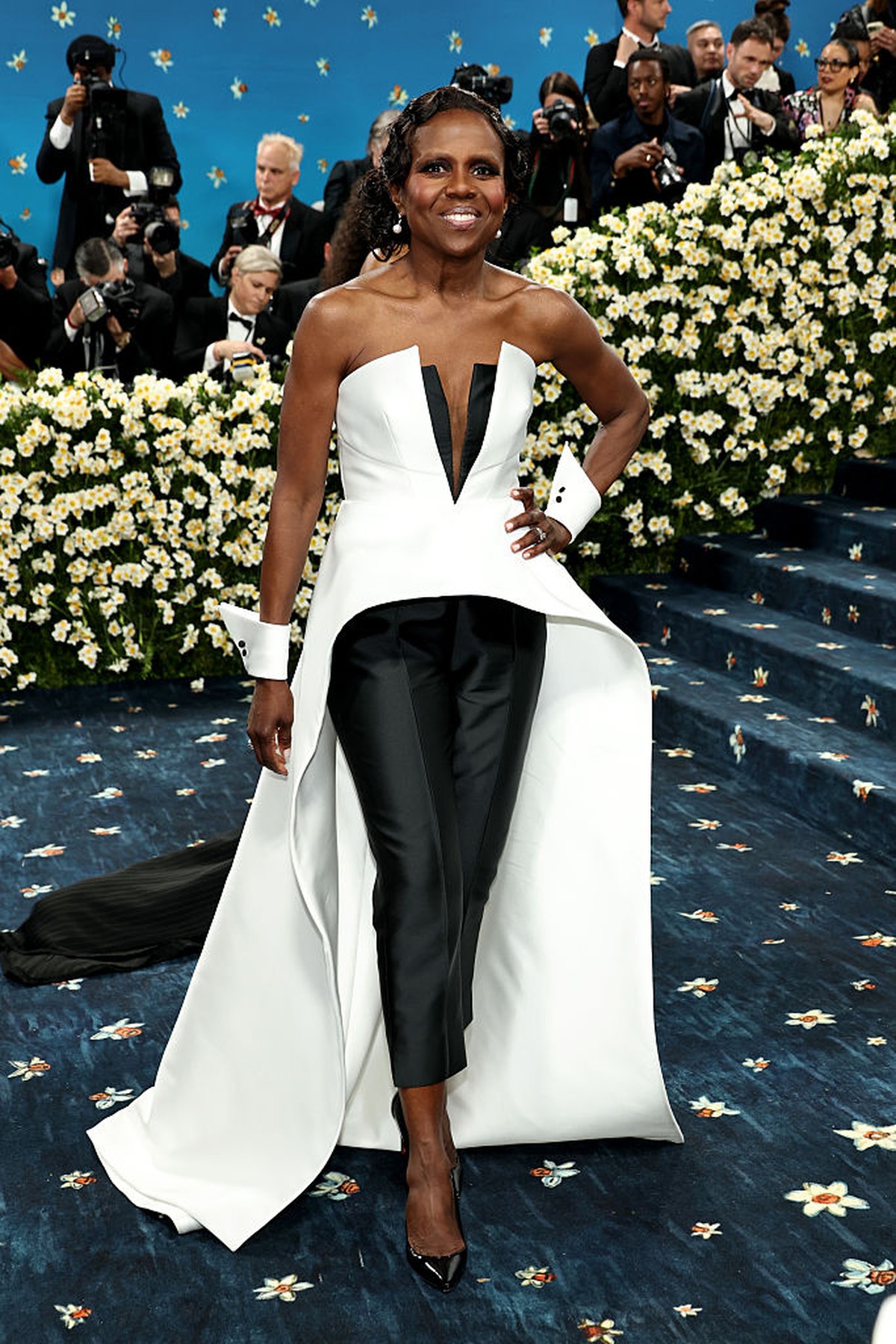 MET Gala 2025: O Desfile de Estrelas Já Começou! Veja os Primeiros Looks do Tapete Vermelho