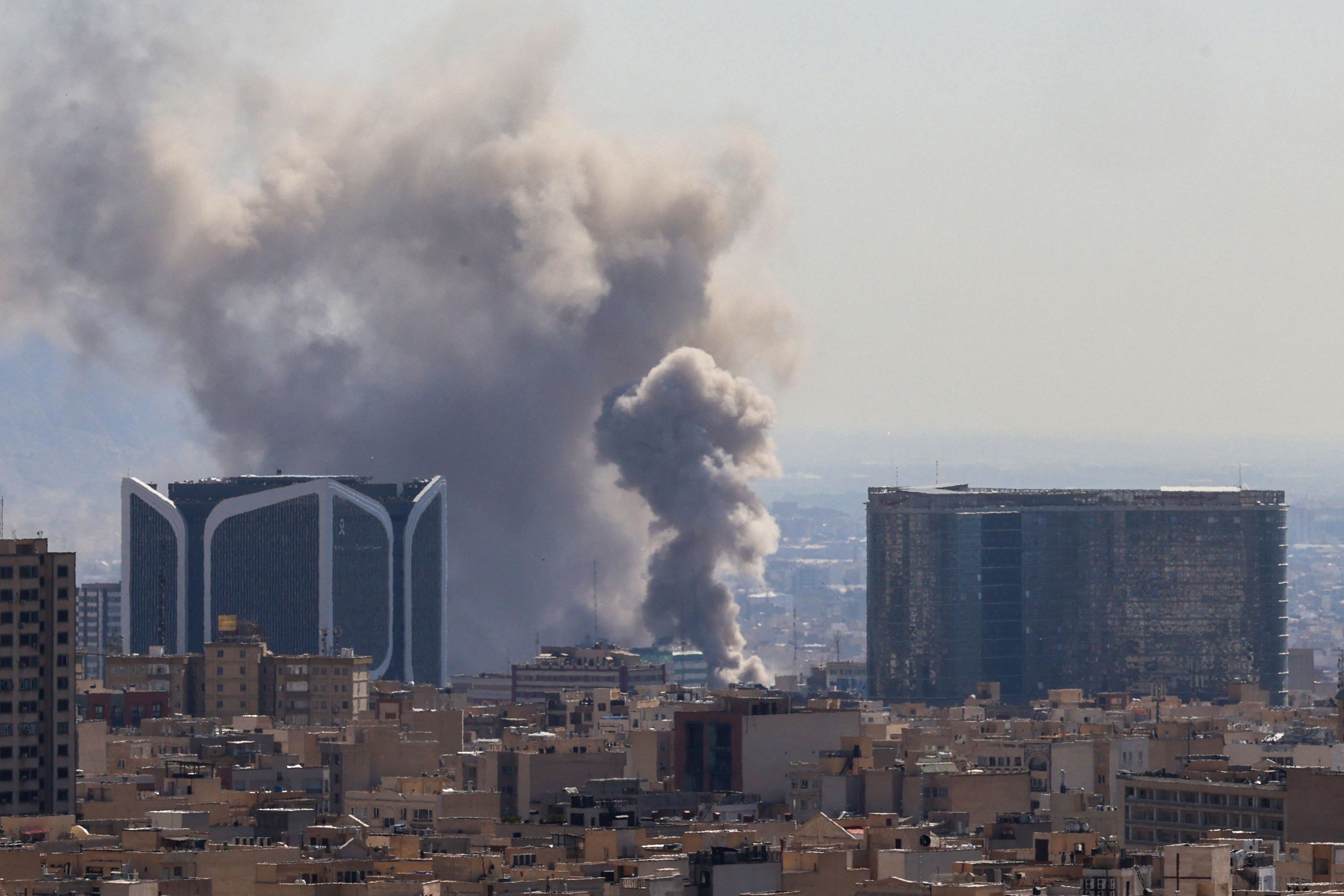 Ataques dos EUA e Israel j&aacute; deixam ao menos 555 mortos no Ir&atilde;, anuncia entidade humanit&aacute;ria