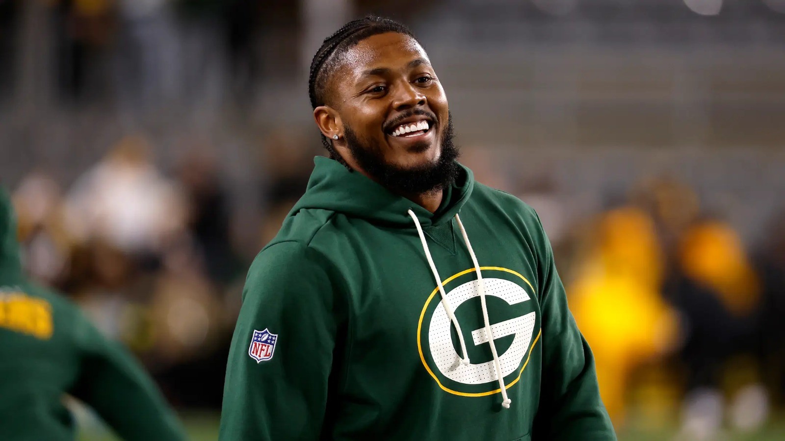 Astro da NFL, Josh Jacobs é preso sob suspeita de violência doméstica nos EUA