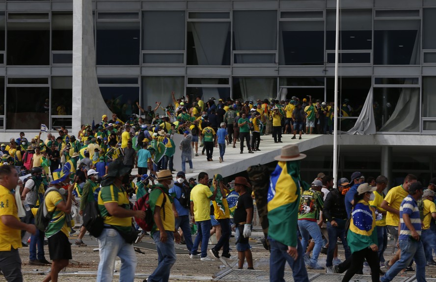 Bolsonaristas no 8 de janeiro de 2023