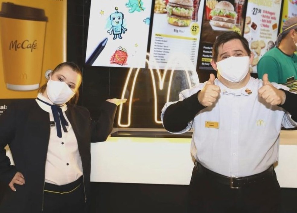 McDonald's. Rede contratata pessoas com deficiência intelectual  — Foto: Divulgação