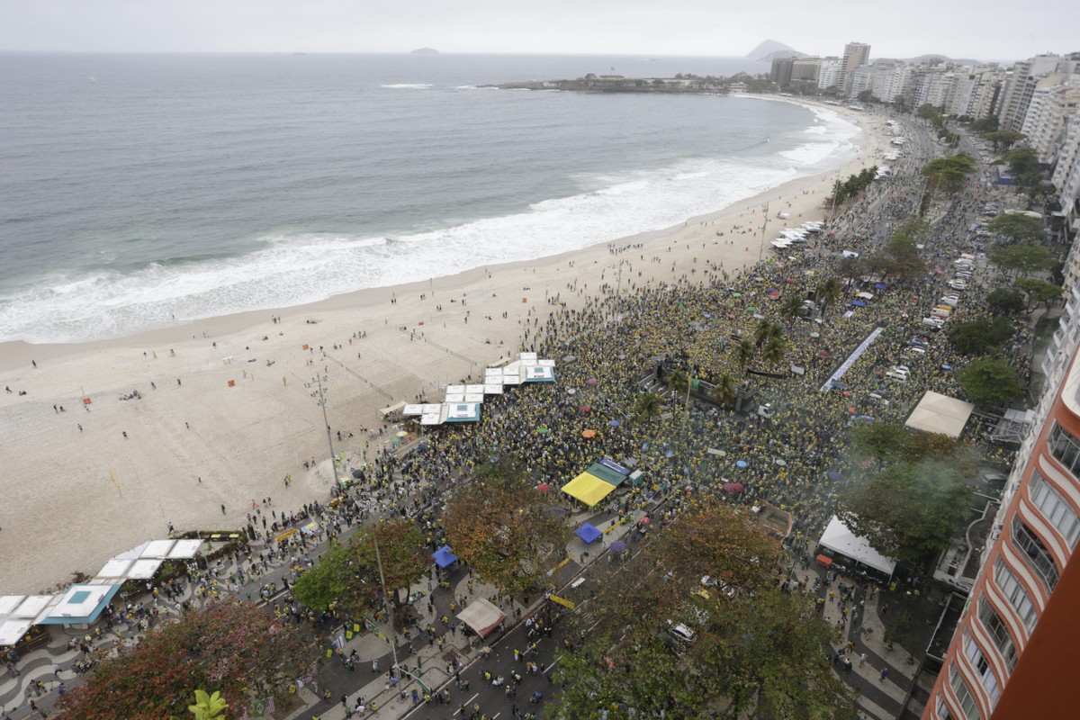 Atos bolsonaristas pedem anistia criminal e eleitoral para ex-presidente; Michelle manda áudio a apoiadores