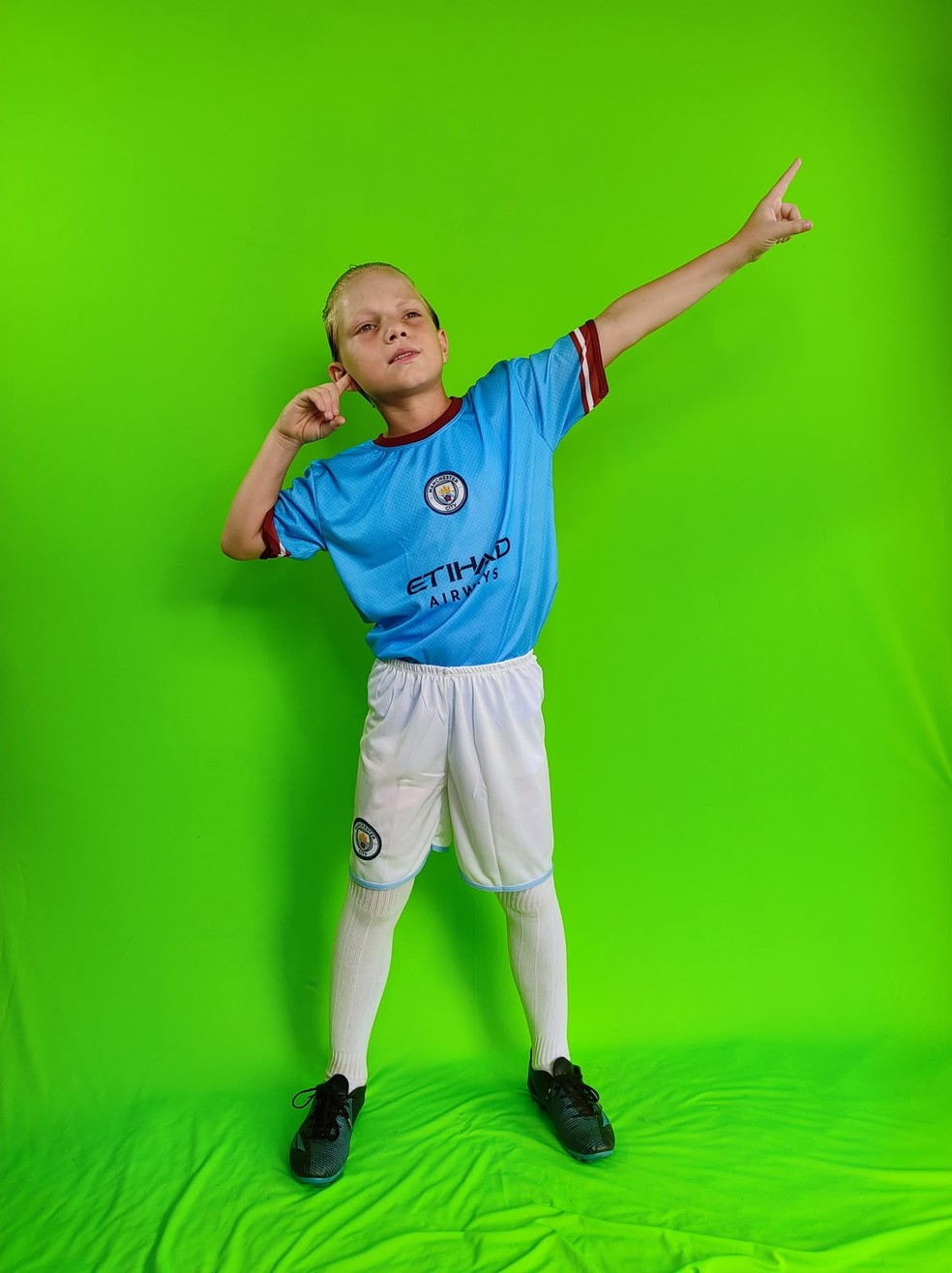 Bento Afonso, de Minas Gerais, é fã do Haaland, do Manchester City — Foto: Arquivo pessoal