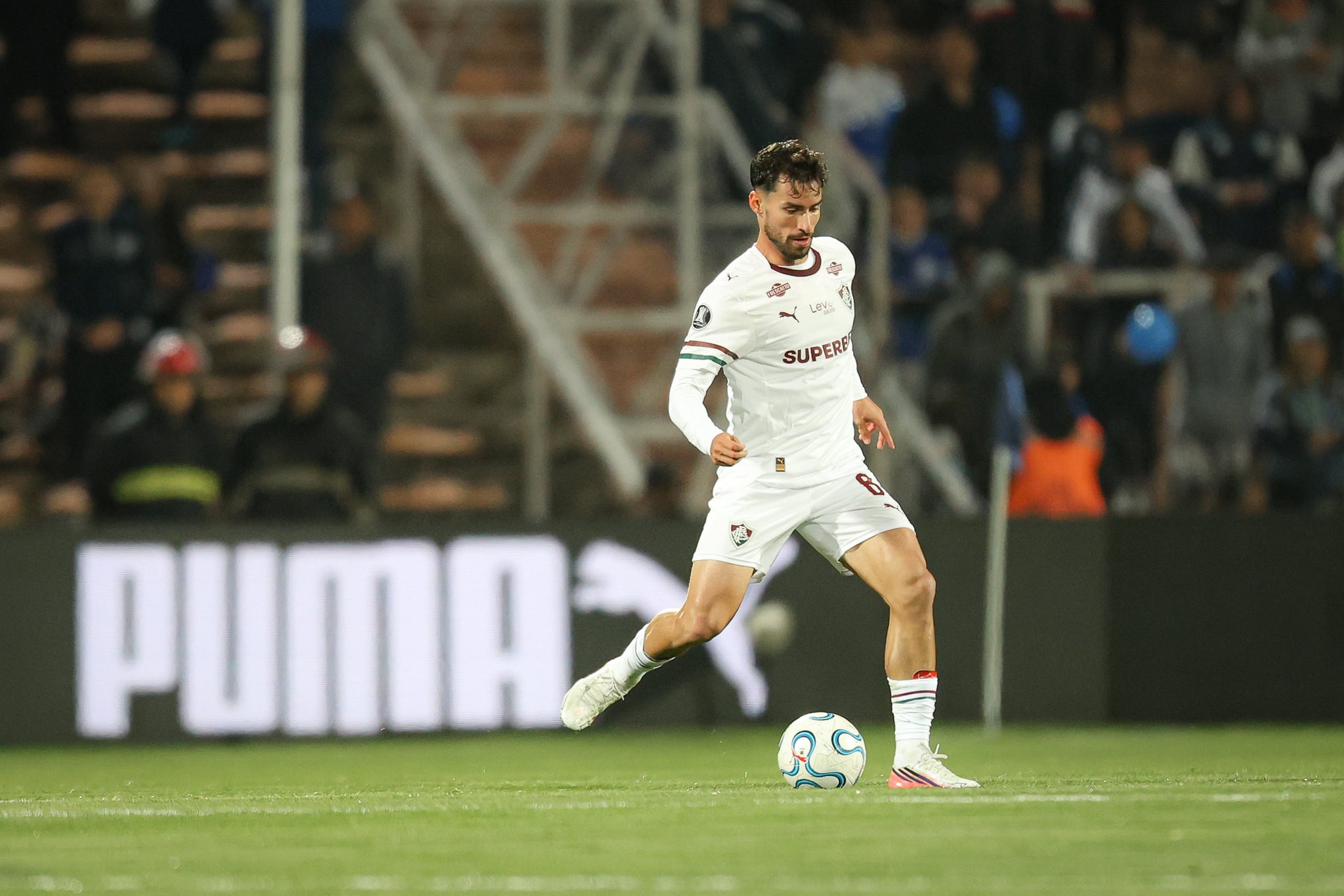 Cria de Xerém, Martinelli transforma as críticas em protagonismo no Fluminense - QTU Questões do Universo