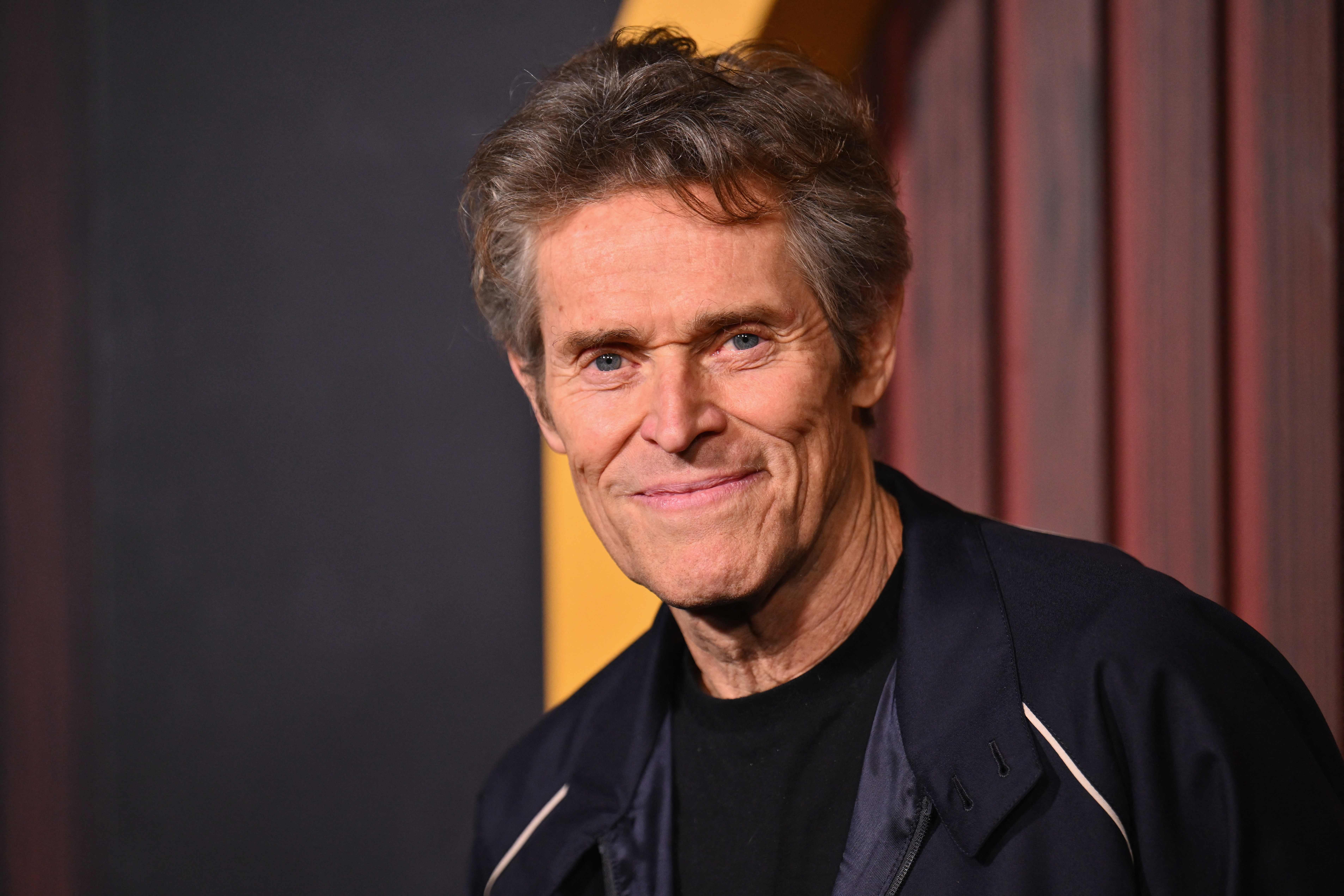 Willem Dafoe, aos 71 anos: 'Nunca estou mais feliz do que lavando louça e limpando esterco'