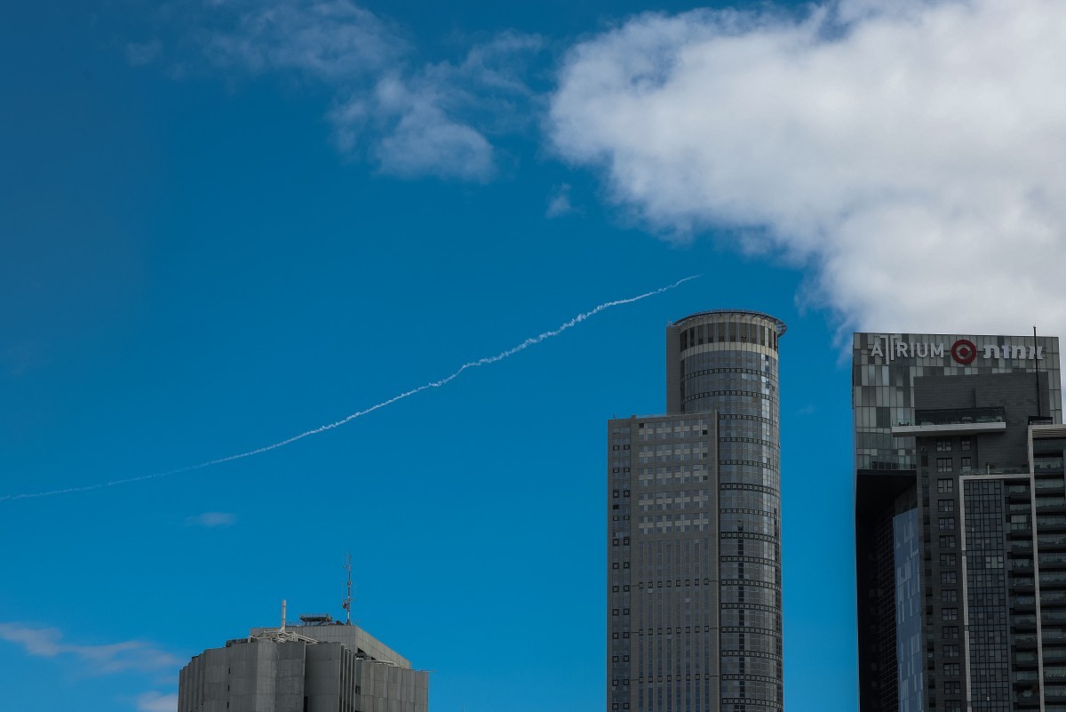 Ir&atilde; diz que for&ccedil;as armadas est&atilde;o 'totalmente preparadas' e promete fazer agressores 'se arrependerem' ap&oacute;s ataques