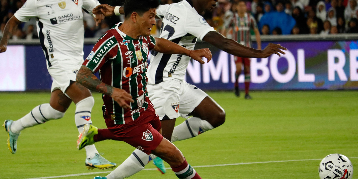 Artilheiro apagado: Cano vive o seu pior momento desde que chegou ao Fluminense