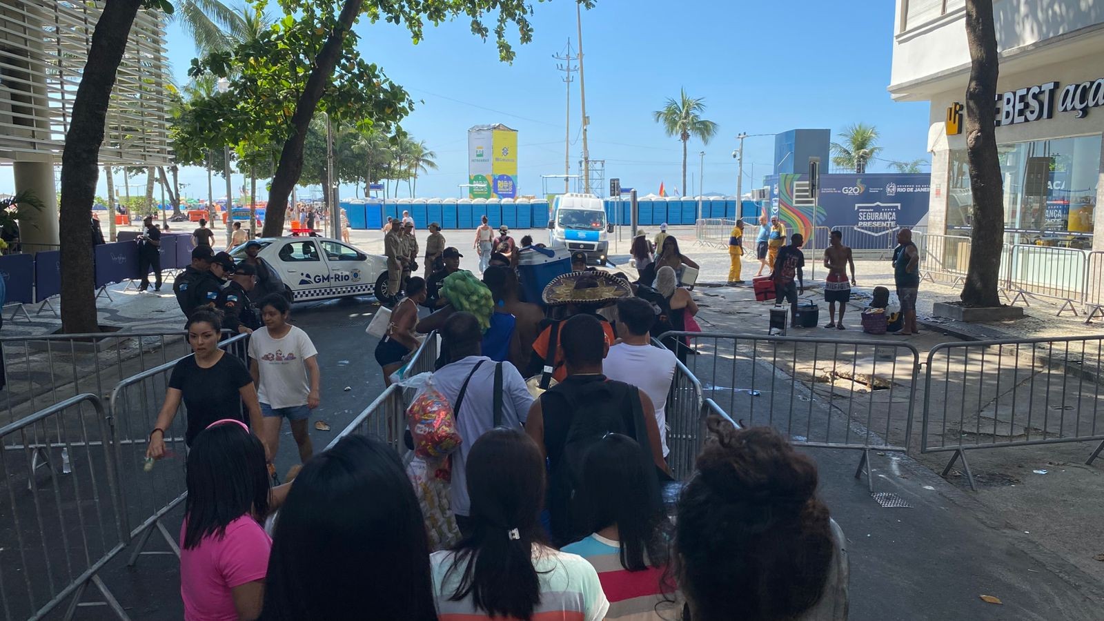 Shakira no Rio: veja onde ficam os 18 pontos de revista em Copacabana e como será o acesso ao show