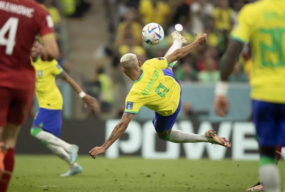 Veja o que abre e o que fecha durante os jogos do Brasil na Copa