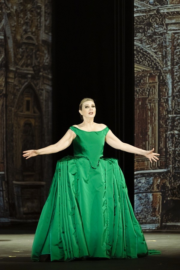 "Don Giovanni" no Municipal do Rio: o soprano Cláudia Riccitelli como Dona Elvira — Foto: Leo Martins