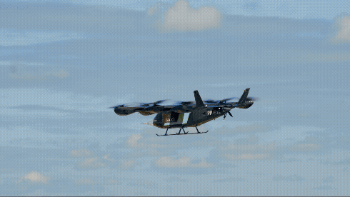 Carro voador brasileiro? Veja como funciona novo veículo flutuante da Embraer