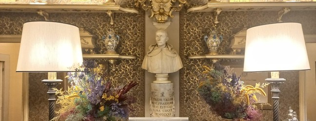 Considered the oldest pharmacy in Europe, the Officina Profumo-Farmaceutica di Santa Maria Novella, in Florence, dates back to 1221 — Photo: Cláudia Amorim / O Globo