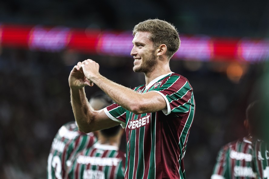 Maior contratação da história do Fluminense, Castillo desencanta e faz ...