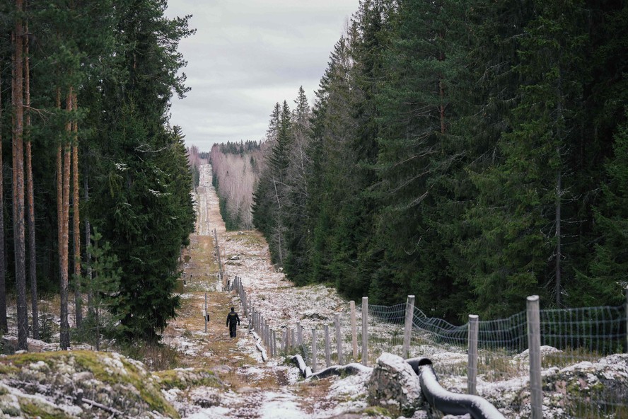 Fronteira entre Finlândia e Rússia em Imatra em novembro de 2022