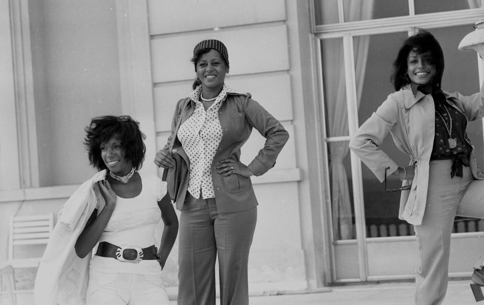 Formado por Cindy Birdsong (Á esq.), Scherrie Payne e Mary Wilson (dir.), o conjunto The Supremes também se hospedou no Copacabana Palace em 1974 — Foto: Luis Alberto / Agência O Globo
