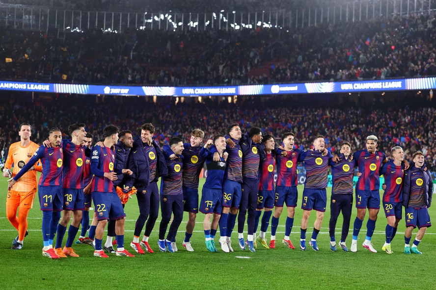 Camp Nou vai voltar a receber um jogo de quartas de Champions League ...