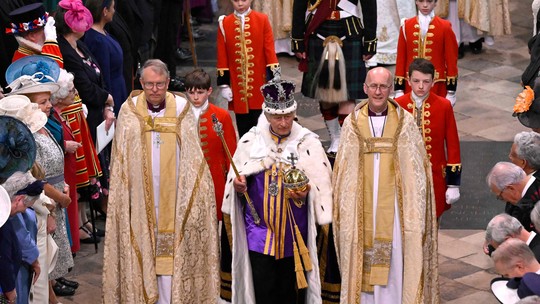 Análise: Coroação de Charles III uniu pompa, sobriedade e acenos aos novos desafios da monarquia