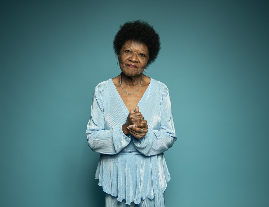 Novo álbum de Alaíde Costa já tem data para chegar às plataformas musicais