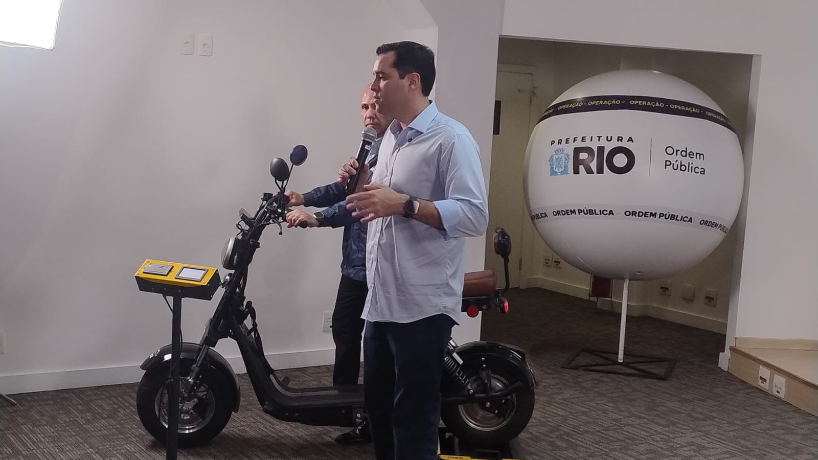 Autopropelidos na mira da prefeitura: fiscalização será ampliada e cadastro de veículos se tornará obrigatório - QTU Questões do Universo