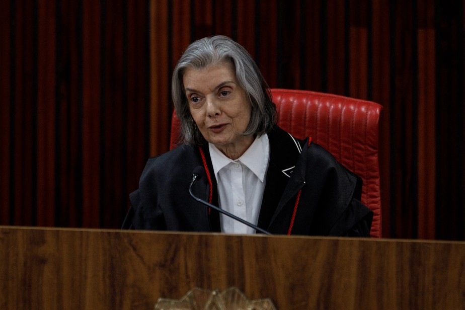 Cármen Lúcia, Presidente do TSE