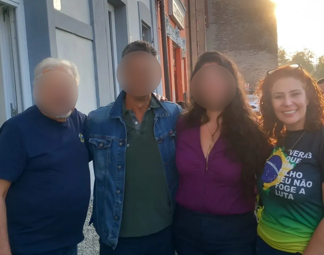 Carla Zambelli é 'estrela' de reunião direitista na Itália: 'Um 'saluto' à nossa deputada'