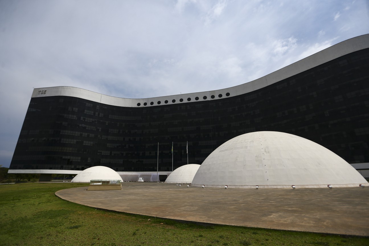 Justiça Eleitoral tem de vetar candidaturas ligadas ao crime