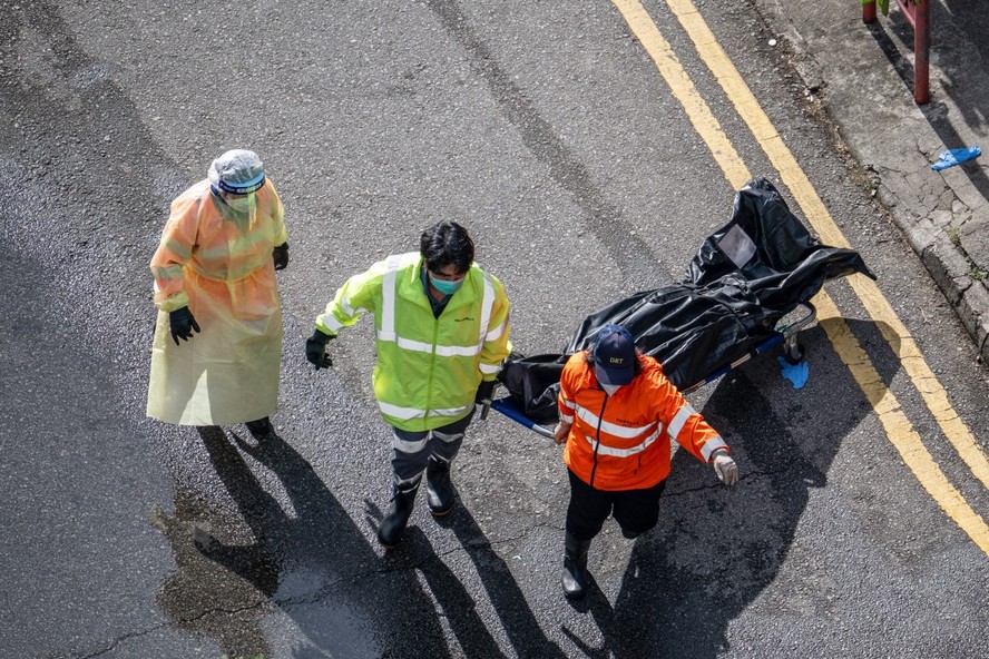 Incêndio em complexo residencial de Hong Kong é o mais letal da cidade desde 1957