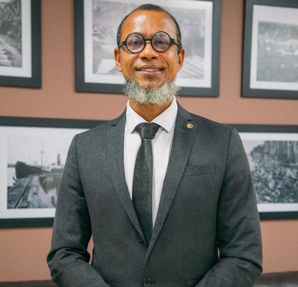 TJ de Rondônia é pressionado a explicar demissão de juiz negro
