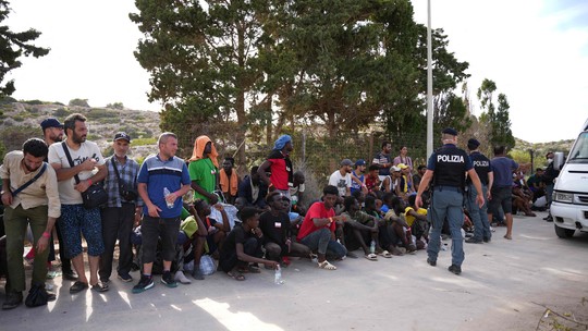 Itália pede ajuda da UE após crise migratória na ilha de Lampedusa: 'futuro da Europa está em jogo'