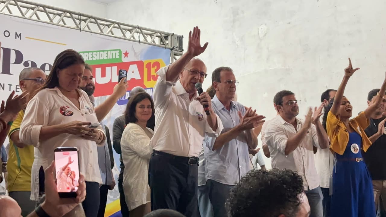 Alckmin faz agenda ao lado de Paes no Rio, e defende reta final sem 'interferência' do TSE nos canais de WhatsApp