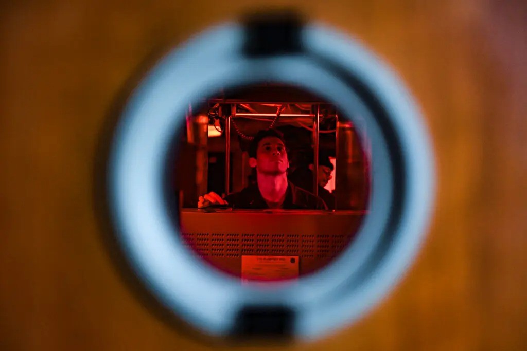 At Hampton, the crew deals with activities and daily life in the Arctic. — Photo: NYT/Kenny Halston