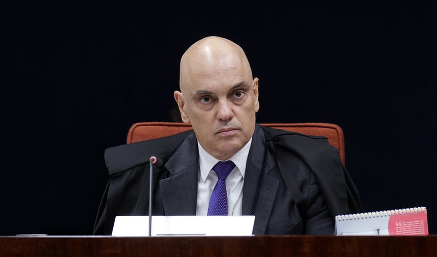 Em decisão sobre prisão preventiva, Moraes cita distância da casa de  Bolsonaro da embaixada dos EUA