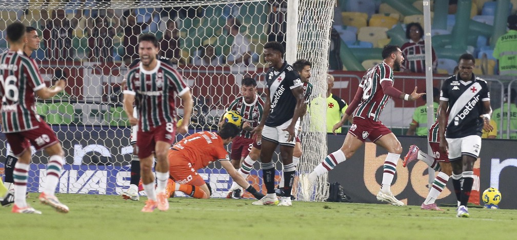 The flu opened the scoring — Photo: Marcelo Theobald