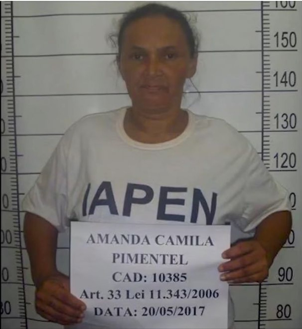 Amanda Camila Pimentel é mãe de dois mortos na ação — Foto: Reprodução
