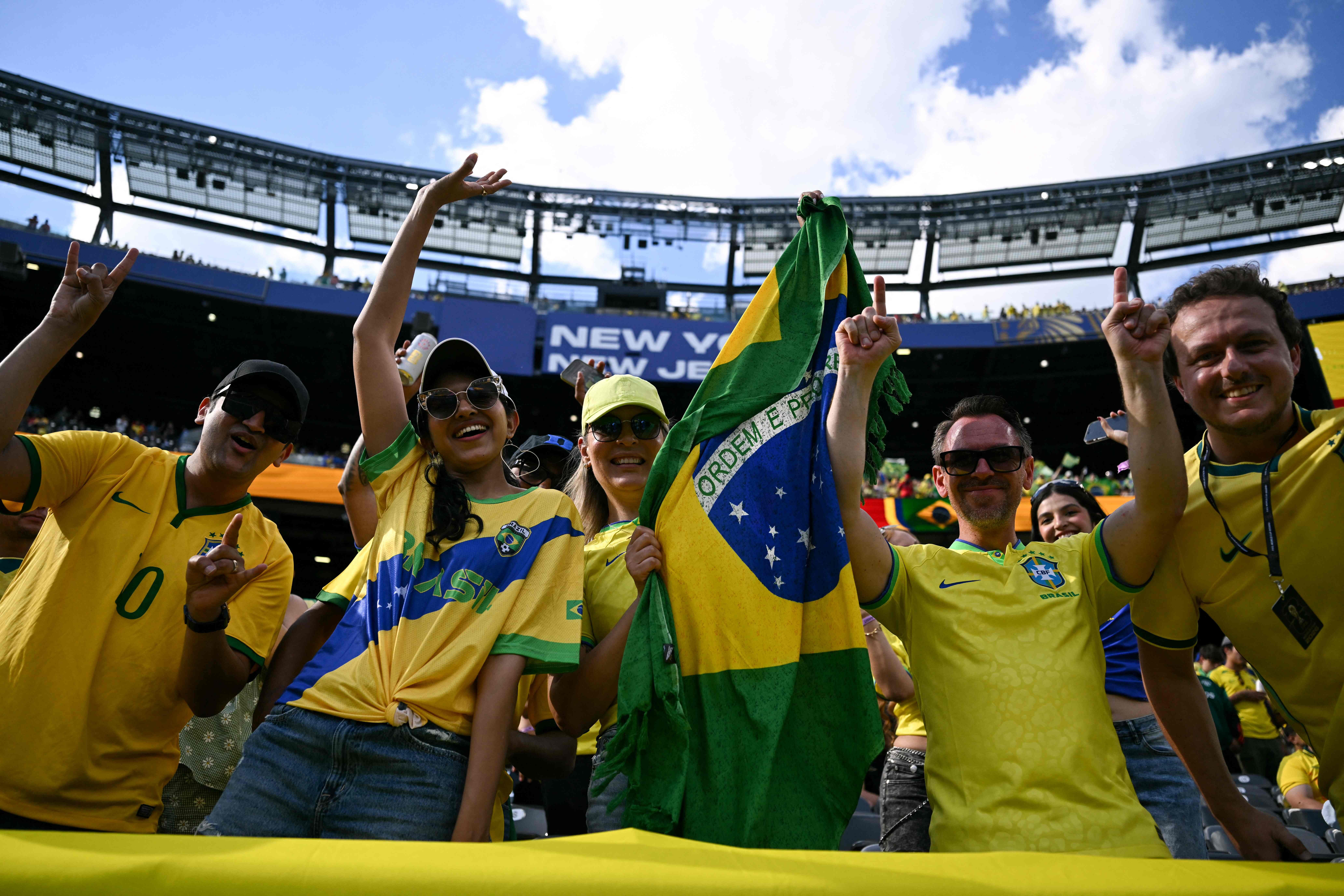 Jogo do Brasil no mata-mata pode cair em horário comercial; entenda possíveis cenários