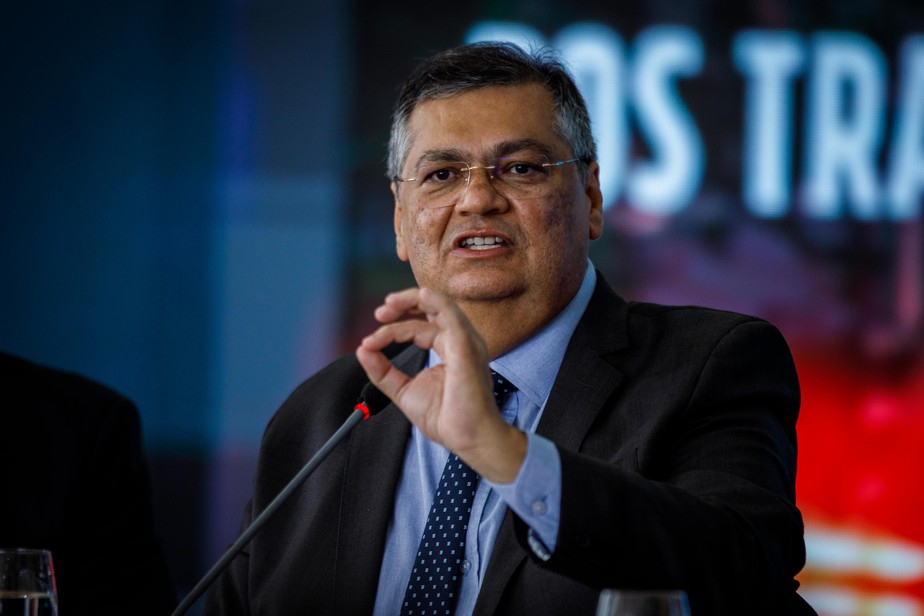 Flávio Dino sugere que pode voltar à política após deixar o STF