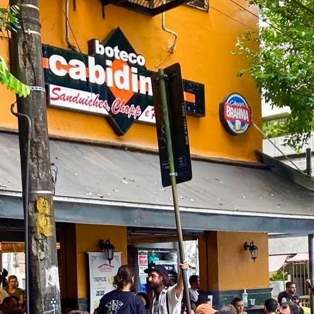 Boteco Cabidinho Reabre em Botafogo Após Reforma