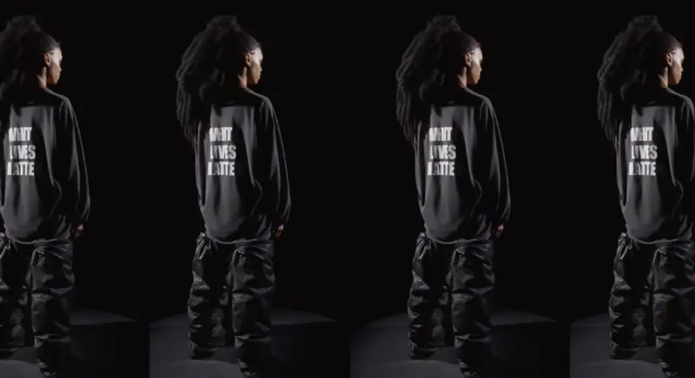半額SALE★ Kanye West lives 'White frase a com camiseta sua defende トップス