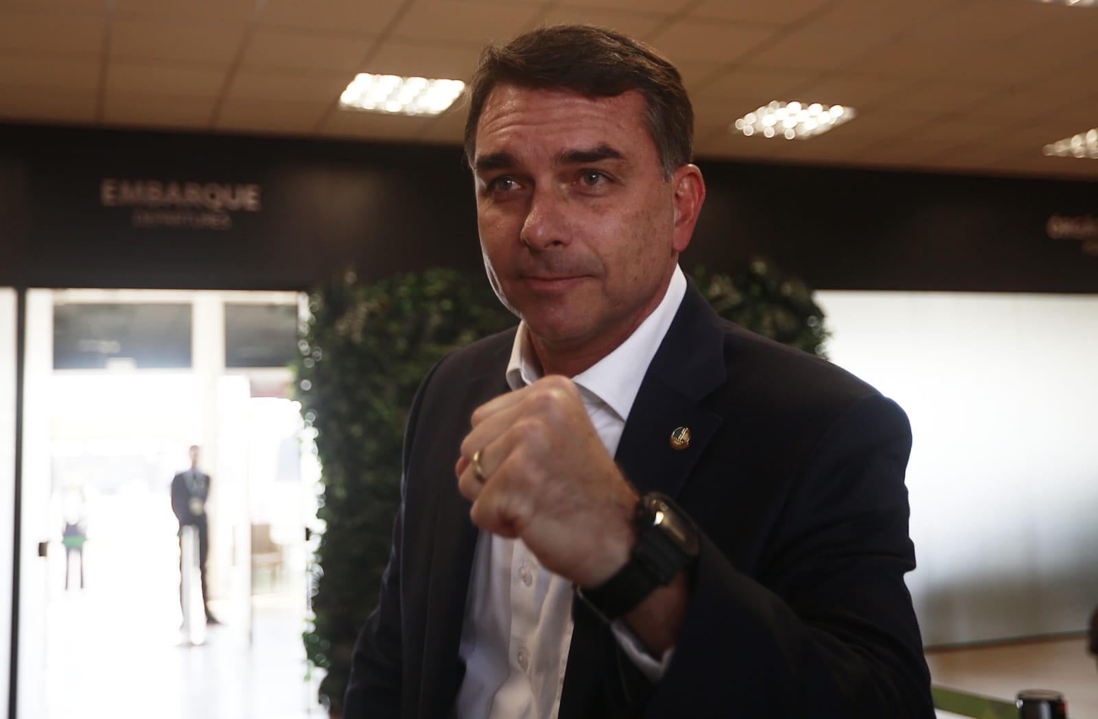 Direita enfrenta longo deserto