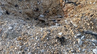 Fotos mostram destruição na base militar de La Carlota e no Forte Tiuna, em Caracas, após ataques dos EUA em 3 de janeiro — Foto: Reprodução