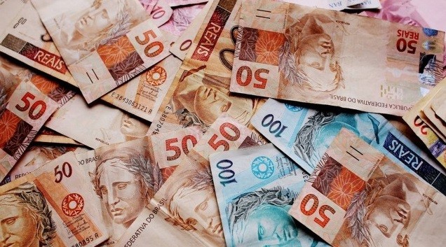 ‘Acabou o oxigênio’: bancos travam rolagem de dívida e deixam empresas no sufoco - QTU Questões do Universo