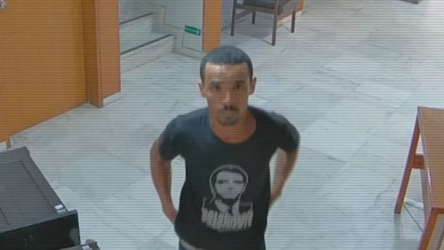 STF tem dois votos para condenar homem que quebrou relógio no 8 de janeiro