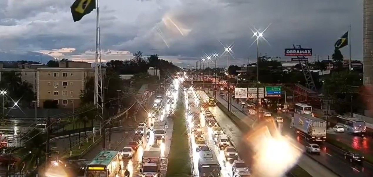 Rio tem registro de chuva muito forte nesta quinta-feira