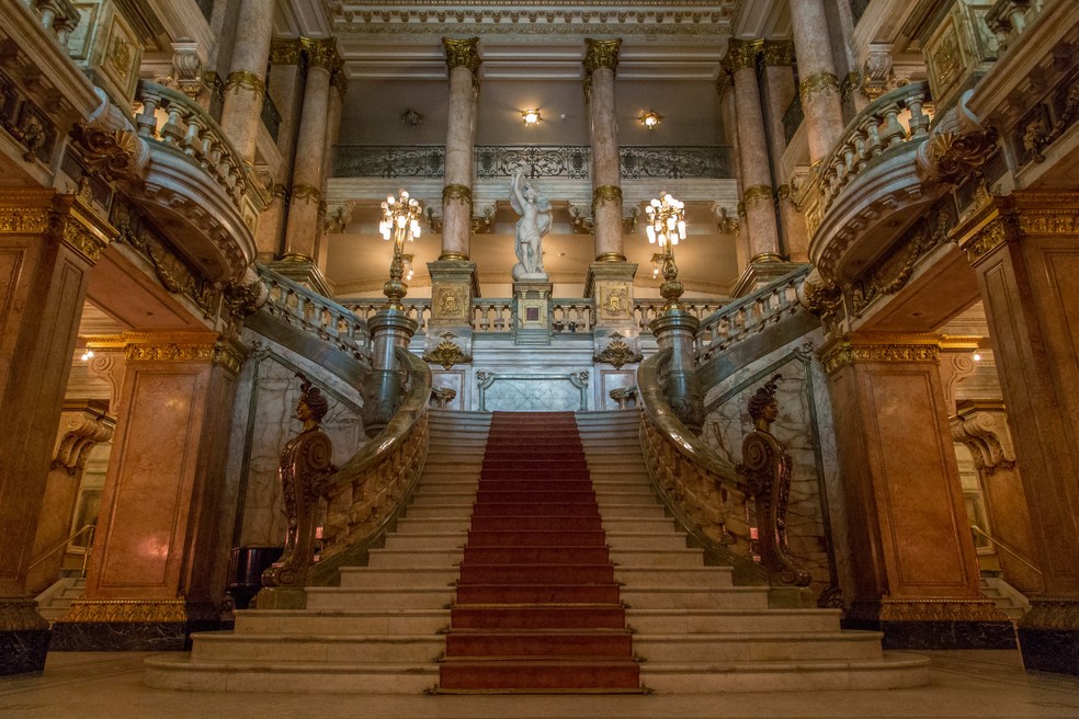 Escadaria do Theatro Municipal do Rio de Janeiro — Foto: Divulgação/Fred Pontes