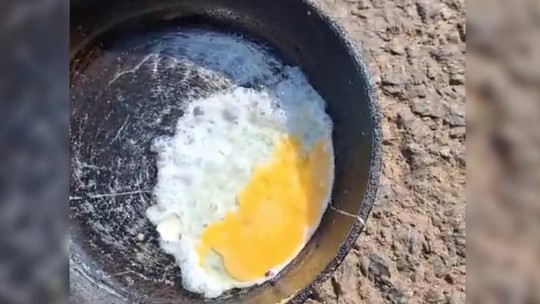 Com altas temperaturas, morador frita ovo no asfalto em GO; vídeo