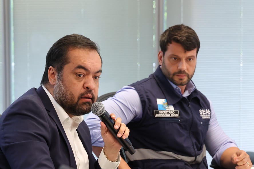 O ex-governador Cláudio Castro e o ex-secretário de Ambiente e Sustentabilidade Bernardo Rossi