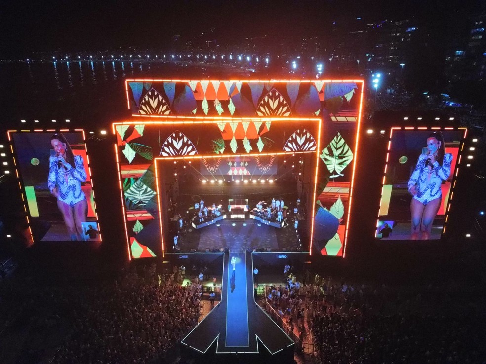 Réveillon 2025 na praia de Copacabana - Show da cantora Ivete Sangalo no Palco Rio — Foto: Custódio Coimbra / Agência O Globo